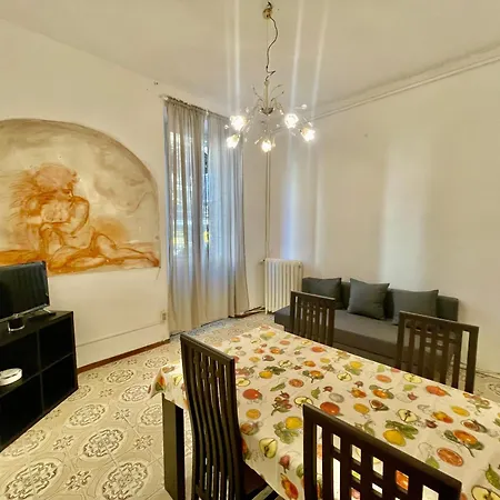 La Magnolia / Del Ducato *
